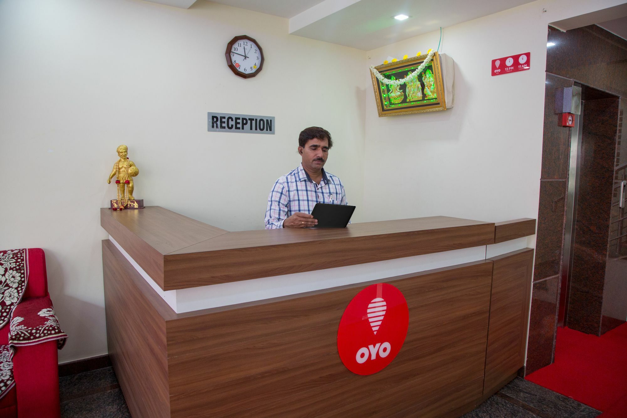 Oyo9253冠军舒适酒店 班加罗尔 外观 照片